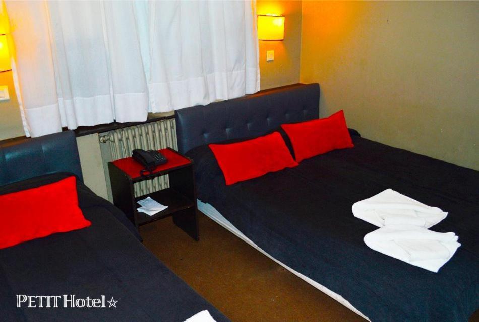 Petit Hotel