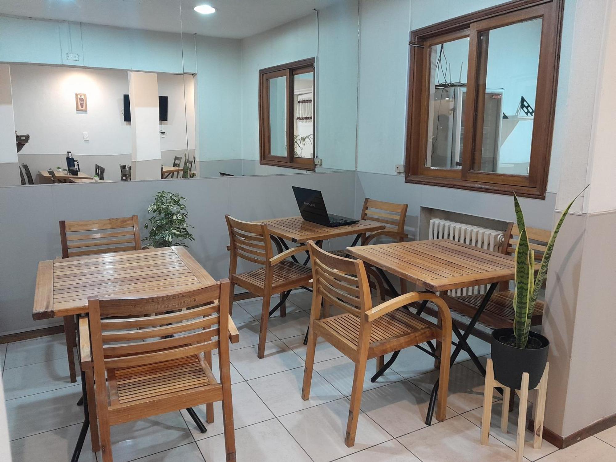 Hotel Petit Mendoza