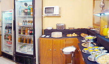 Hotel Petit Mendoza