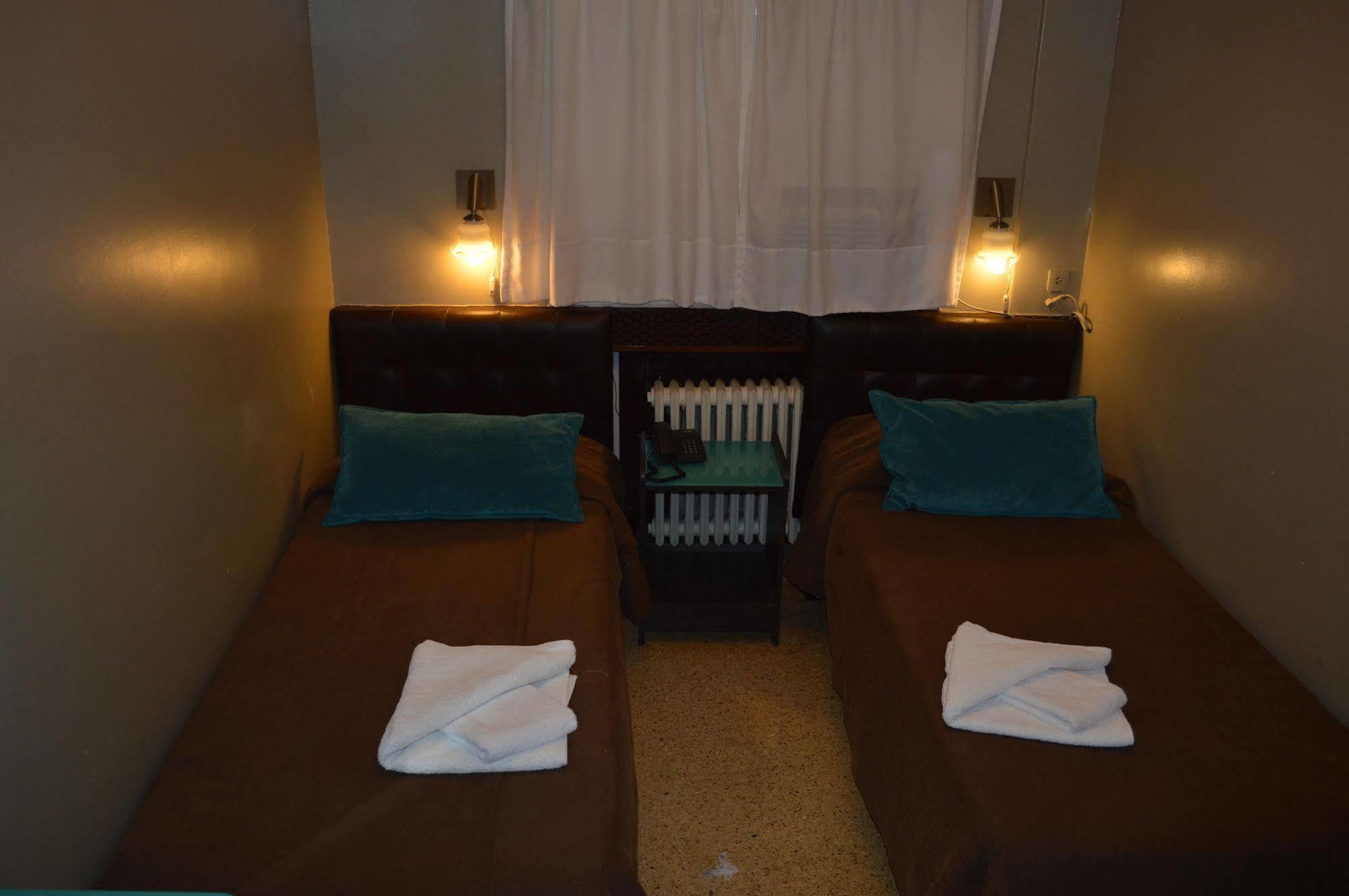 Hotel Petit